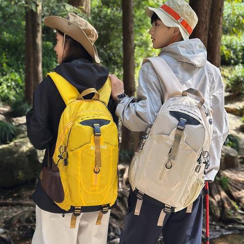 骆驼户外登山包女男士徒步爬山装备旅游轻便背包旅行大容量双展驰