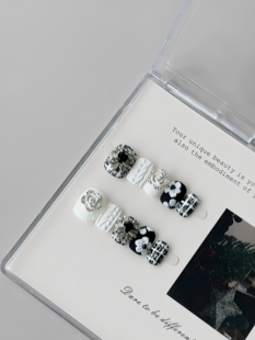 纯手工实拍小香风纯手工穿戴甲毛呢轻奢重工辣妹成品美甲贴片