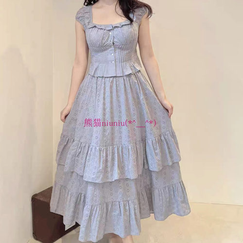 方领花边衬衫上衣+蕾丝刺绣半裙