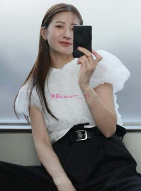 原厂追加！松本惠奈C1ane 纯色泡泡袖褶皱层叠薄纱衬衫18105-1162