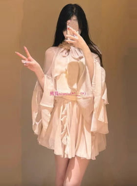 仙仙飘逸感！原厂出~S家 甜美荷叶边薄纱衬衫上衣+迷你裙裤两件套