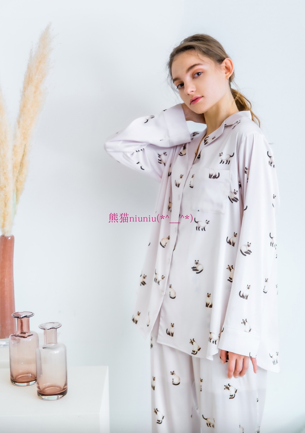 纯圆对比猫咪印花柔软弹力睡衣裤