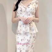 贵牌 D家 印花木耳边V领上衣 纯元 金银丝鱼尾半身裙170102 63037