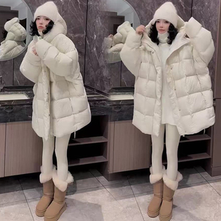 休闲时尚羽绒服女2025年秋冬新款欧货宽松加厚茧型连帽羽绒外套