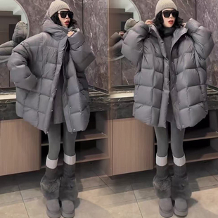 休闲时尚羽绒服女2025年冬新款欧货宽松加厚茧型连帽羽绒外套潮流