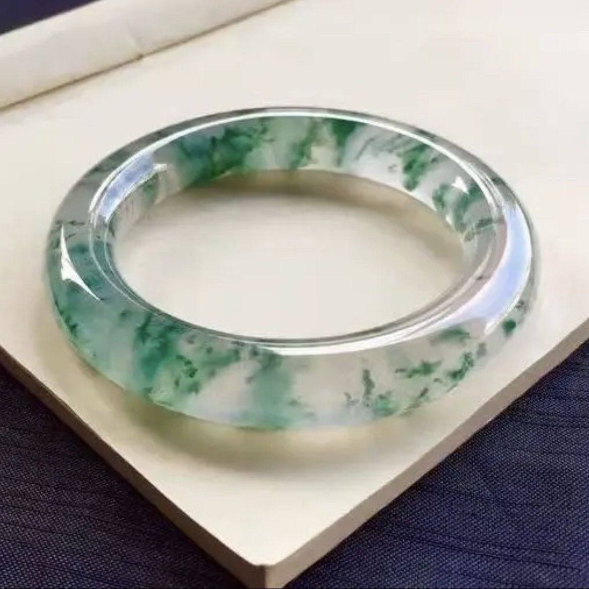 天然A货独龙玉女士独龙玉手镯