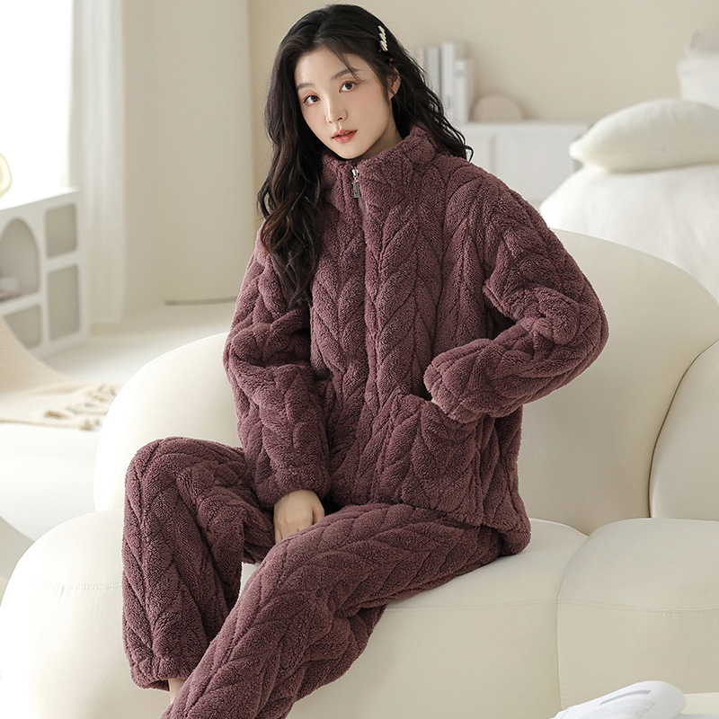 冬季睡衣女款三层珊瑚绒夹棉加厚时尚可外穿保暖法兰绒家居服套装