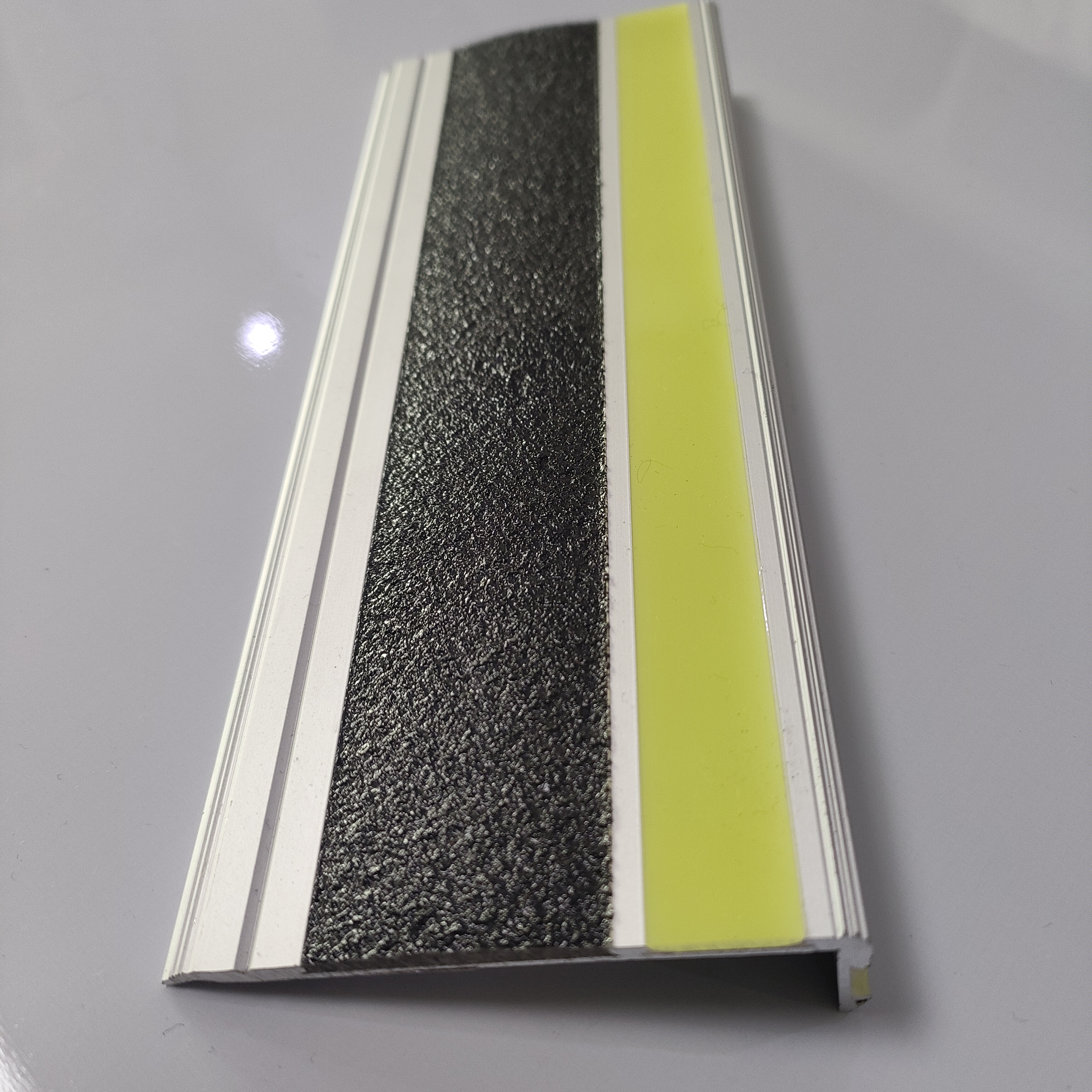 小心台阶自发光防滑条铝合金材质