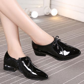 44漆皮尖头深口四季 40一43平底皮鞋 单鞋 春季 时尚 女鞋 2025新款 大码