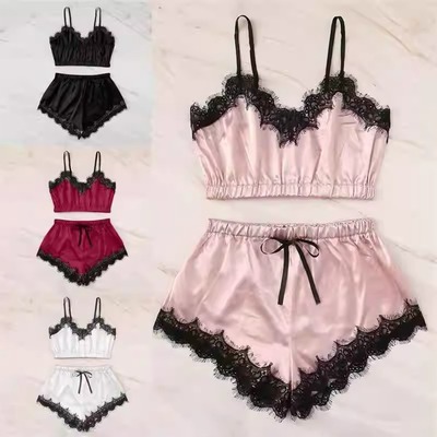 Strap three-point chest wrapped lace set 吊带三点式蕾丝套装