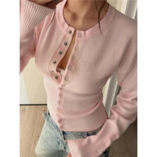 女Long 法式 气质感设计暗扣圆领休闲长袖 针织开衫 sweater sleeved
