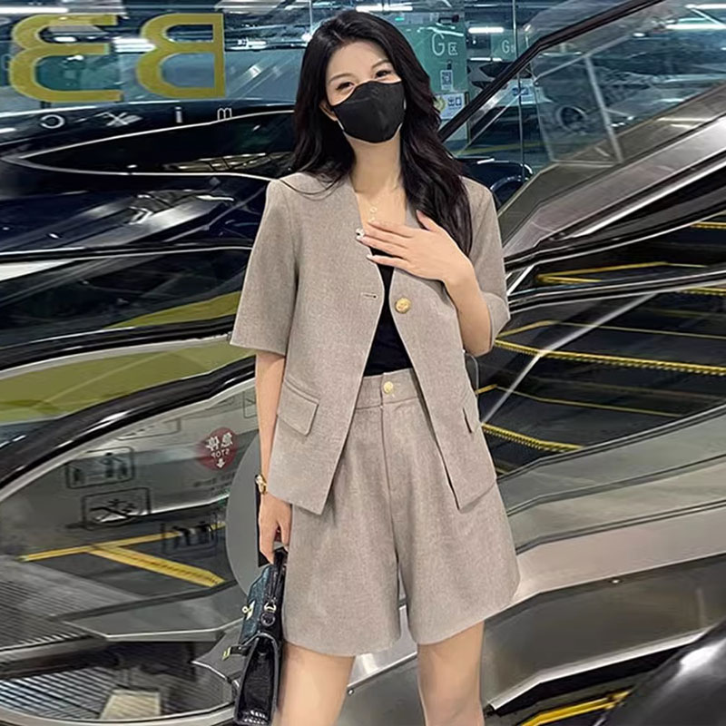 法式小香风西装套装女小个子
