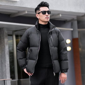 2025微落肩加厚皮拼接男士90白鸭绒羽绒服9821-P320模特图片