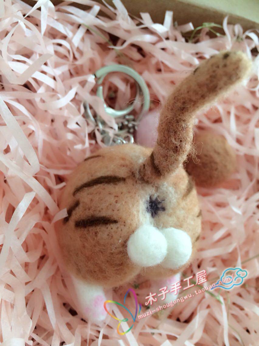 原创羊毛毡戳猫咪肥屁屁蛋蛋汽车钥匙扣包包獭兔毛球挂件生日礼物