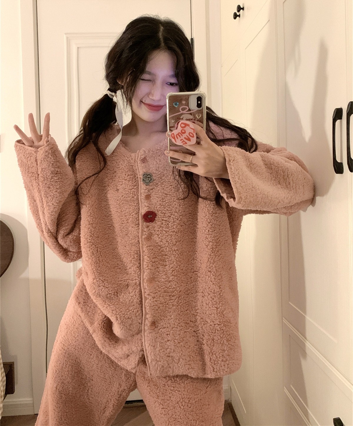珊瑚绒ins纯色小花睡衣女秋冬季