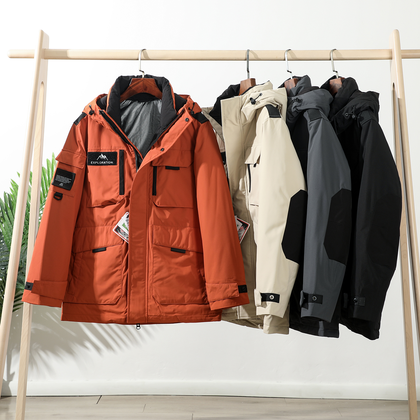 石墨烯发热加厚保暖多口袋羽绒服