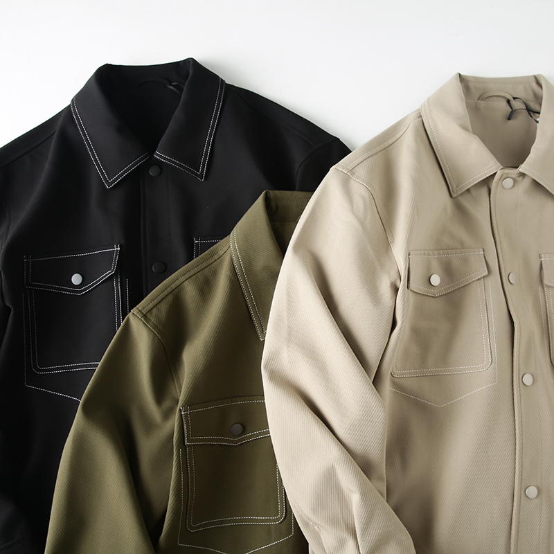 斜纹肌理翻领工装多口袋休闲夹克