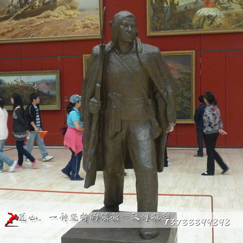铸铜人物雕像革命军人雕塑玻璃钢仿铜英雄人物雕像大型广场雕塑