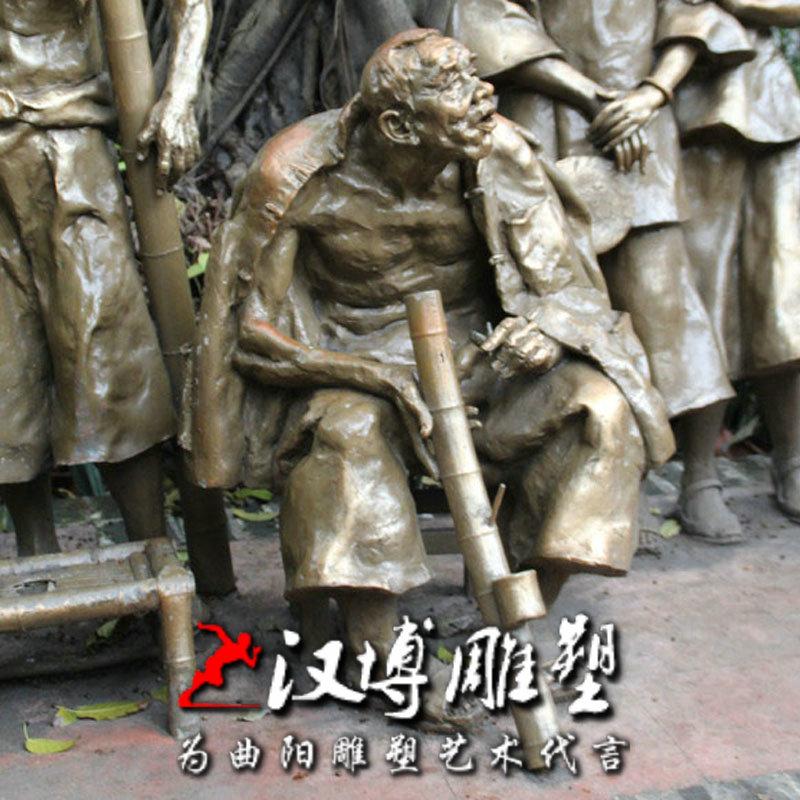 玻璃钢铸铜老头抽烟带人物主题雕像户外民俗公园园林景观工艺雕塑