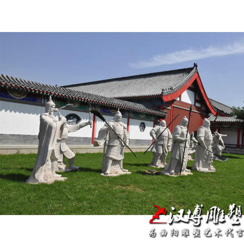 古代水浒传英雄人物雕塑玻璃钢雕塑制作户外草坪摆放城市景观雕塑