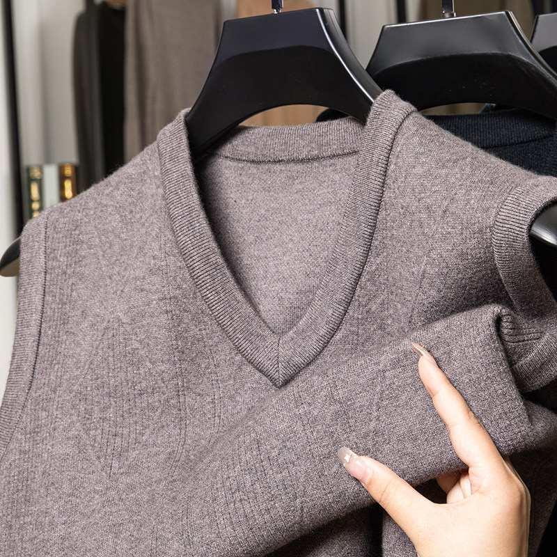 中老年男士针织打底马甲中年爸爸装毛衣秋冬季新款50岁60套头背心