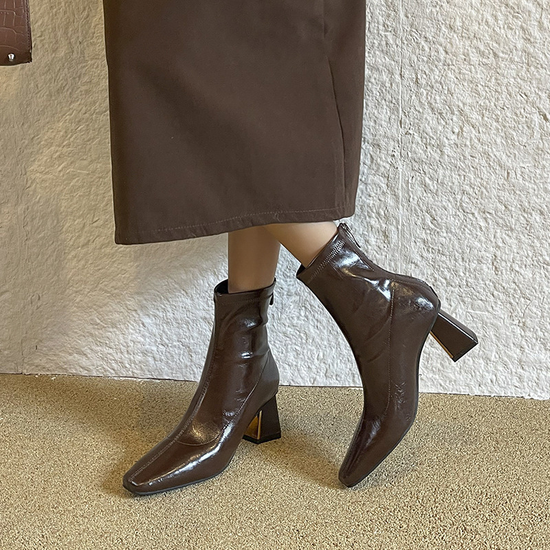 2025秋冬新款短筒粗跟瘦瘦靴法式车缝线后拉链气质方头通勤高跟鞋