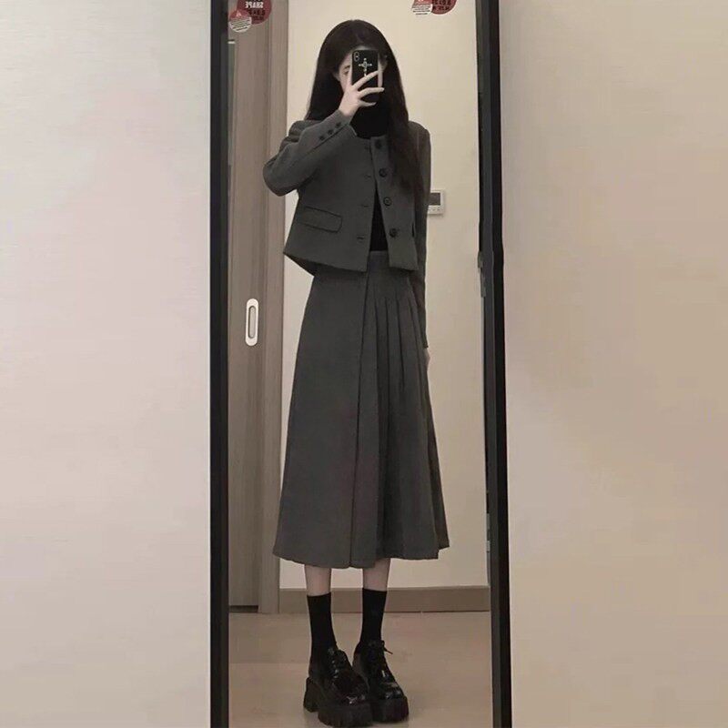 学院风短款毛呢外套女秋冬装穿搭套装盐系小个子高腰百褶裙两件套