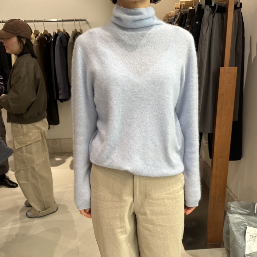 ANDMORE BUTTON韩国直邮㊣女士新款推荐人气时尚休闲针织衫