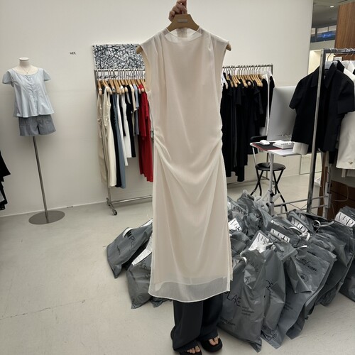 MER/ANGELO BIANCO㊣东大门实拍女士新品人气休闲真品连衣裙