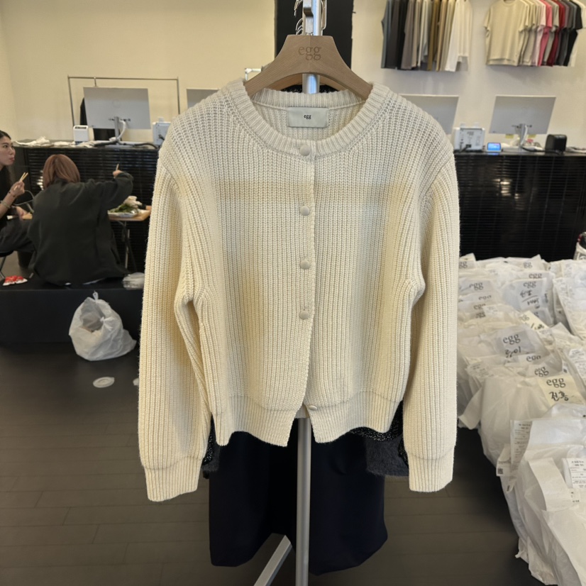 EGG-訂貨周期長东大门㊣实拍女装新品热卖时尚真品25秋冬毛衣