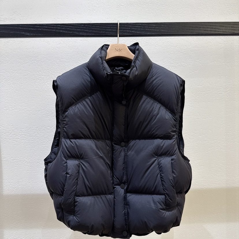 NDE韩国直邮㊣女装新品时尚真品热卖休闲推荐25秋冬马甲口袋