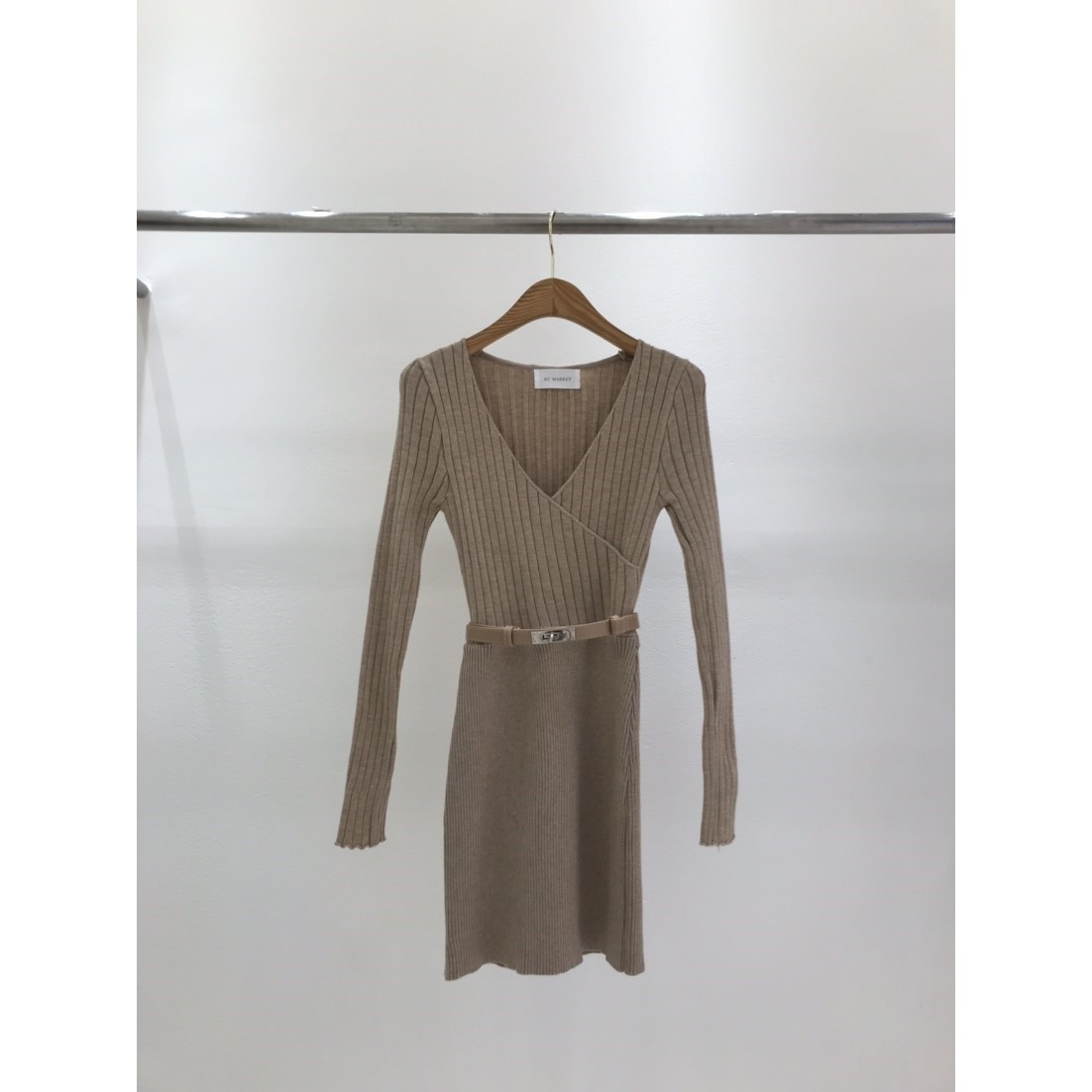 KC MARKET韩国直邮㊣女士新品推荐真品休闲人气连衣裙含腰带