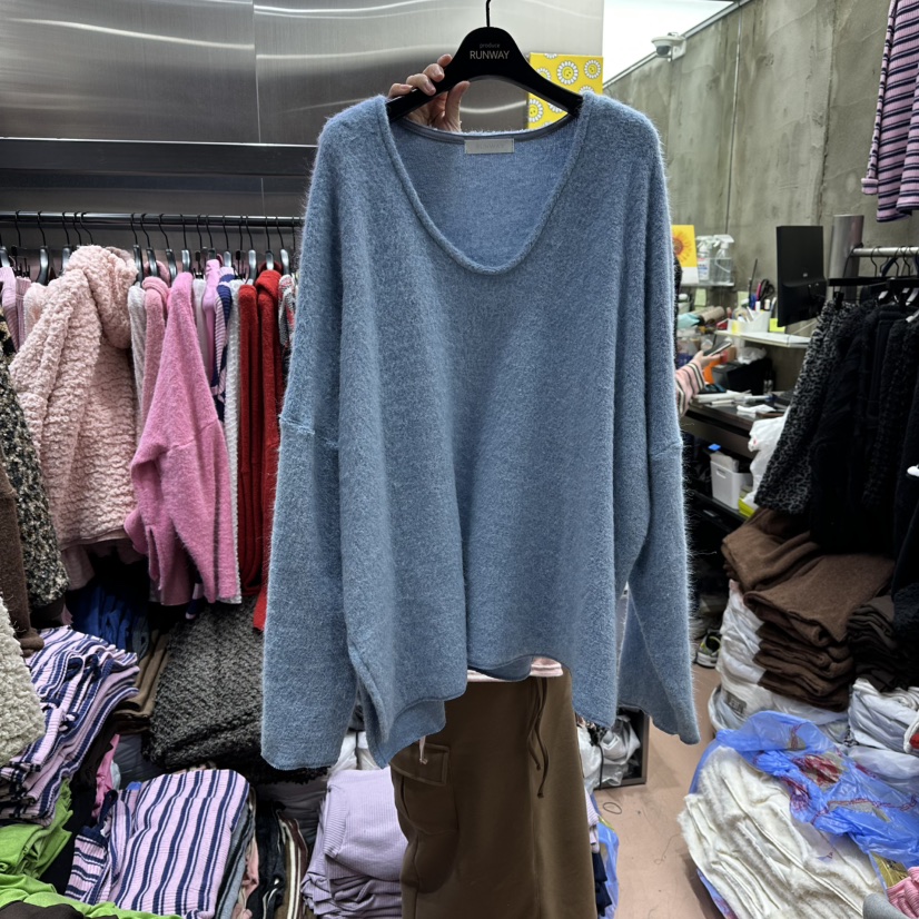 RUNWAY东大门㊣直邮女士新品人气时尚休闲推荐热卖真品针织衫