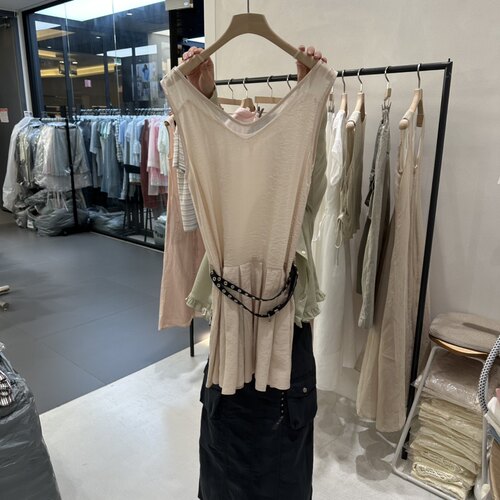 Au ra韩国代购㊣女装新品时尚推荐连衣裙不含腰带亚麻布褶皱