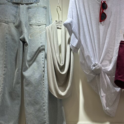 Three color㊣韩国直邮实拍女士新品休闲职业人气吊带背心