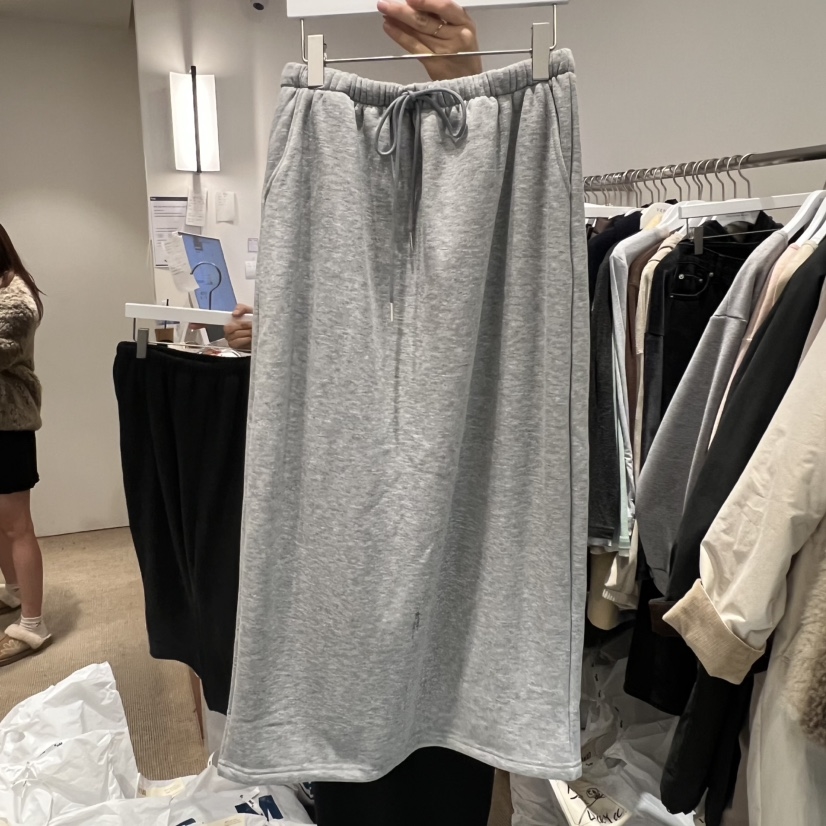 VENIR-a东大门㊣实拍女士新款休闲人气半身裙中短裙内里绒