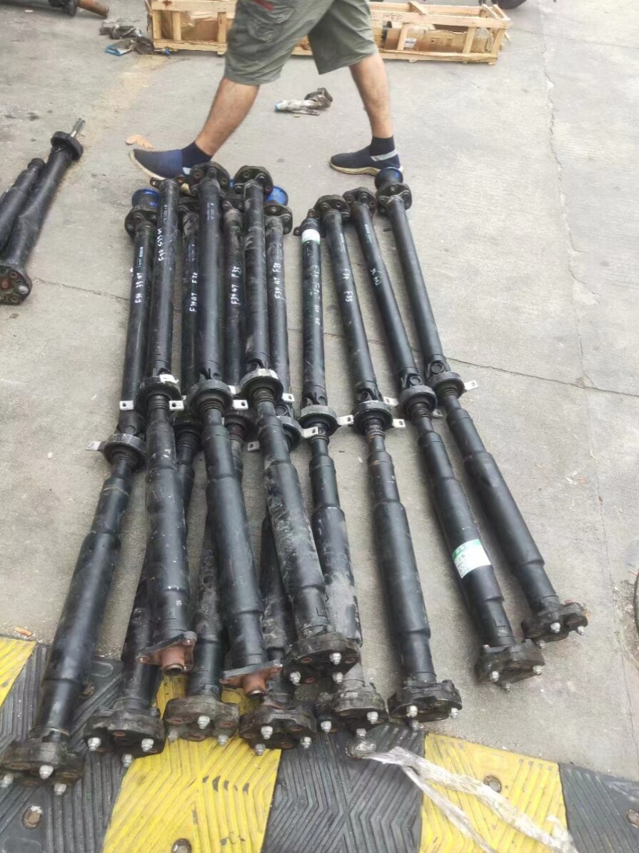 适用于宝马3系320 325 5系523 520 525 535 7系730 740 750传动轴