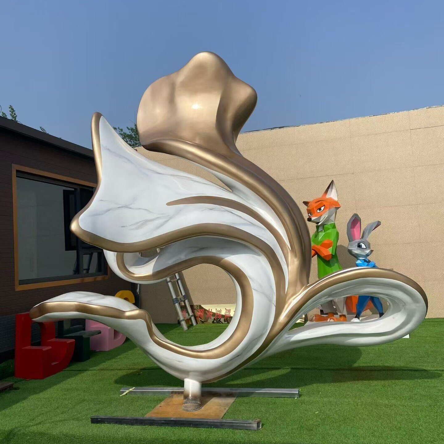 玻璃钢雕塑定制不锈钢艺术感卡通抽象创意户外装饰摆件户外景观