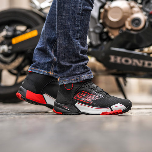 a星马奎斯联名骑行鞋ALPINESTARS