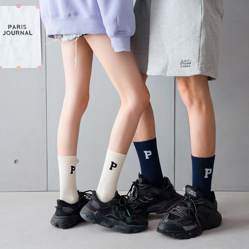 网红款长袜子女男ins潮配鲨鱼裤中筒袜可外穿运动袜纯棉情侣p字母