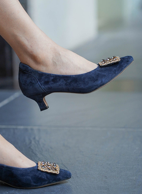 壹家shoes040007羊绒4cm女鞋2025新款秋款百搭一脚蹬通勤粗跟单鞋