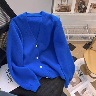 克莱因蓝v领加厚毛衣外套女秋冬温柔慵懒风法式短款针织开衫上衣