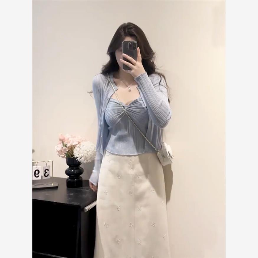 加码女子法国覆古设计针织背心上衣略胖毫米春秋季修身长袖开衫西