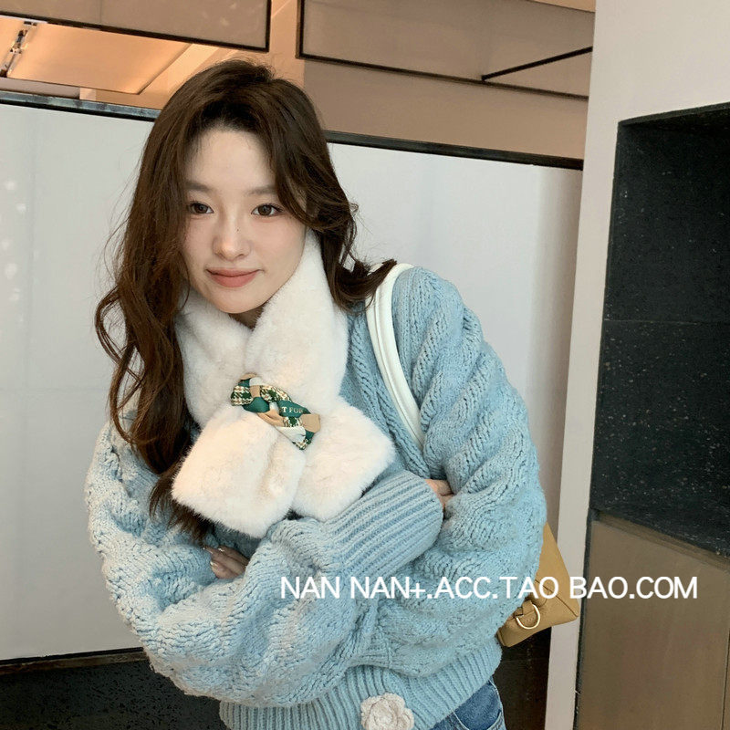 网红气质麻花丝巾装饰交叉毛绒围脖女冬季保暖护颈短款仿兔毛围巾