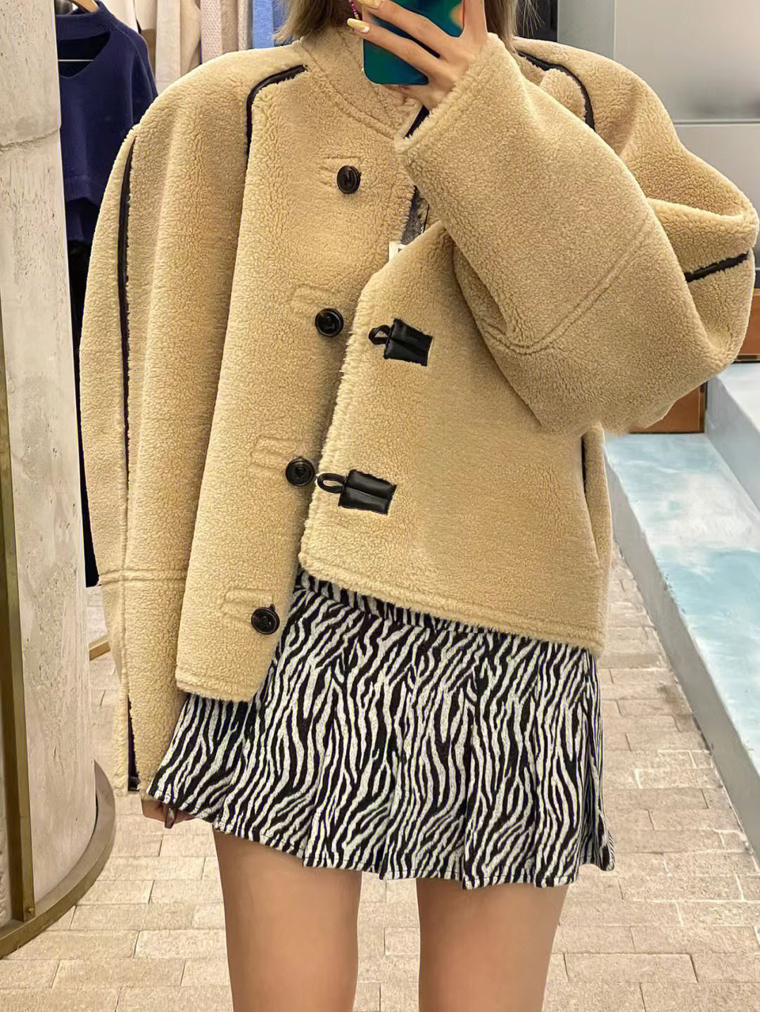 lowclassic羊羔毛两面穿皮外套