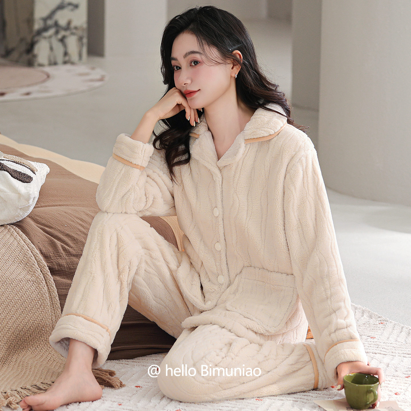 睡衣女士秋冬法兰绒长袖家居服