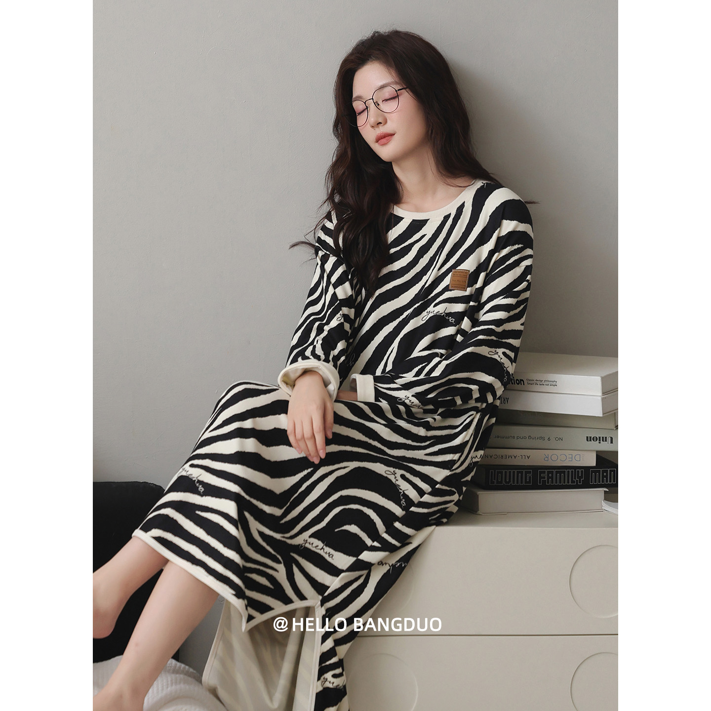 睡衣女士秋冬德绒长袖睡裙