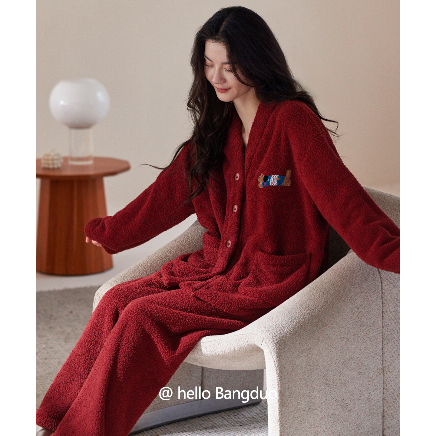 睡衣女士秋冬法兰绒长袖家居服