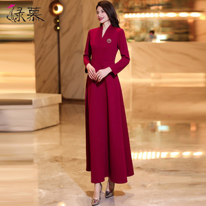 红色喜婆婆婚宴装高端2026春秋新款连衣裙高级感气质收腰显瘦长裙