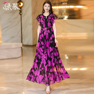 高级感印花连衣裙夏季2026女新款法式轻奢收腰气质优雅大摆超长裙